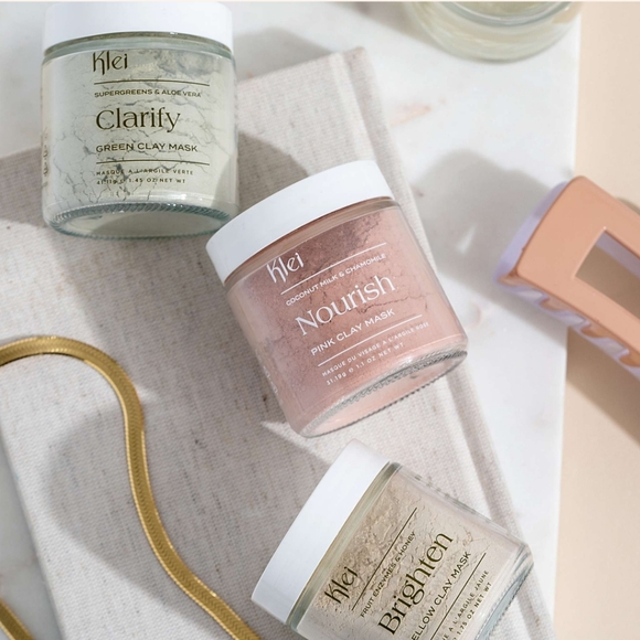 Klei COCONUT MILK & CHAMOMILE Nourish PINK CLAY MASK - Picture 4 of 5